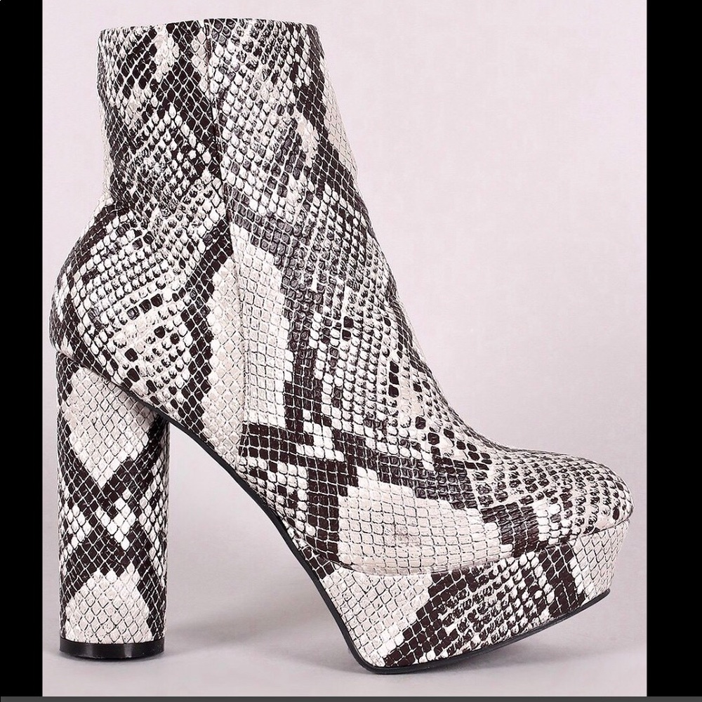 SNAKE SKIN FUR BOOTIE - Picture 2 of 6